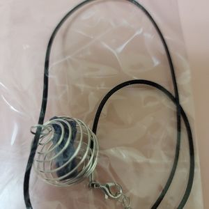 Chrystal pendant and necklace